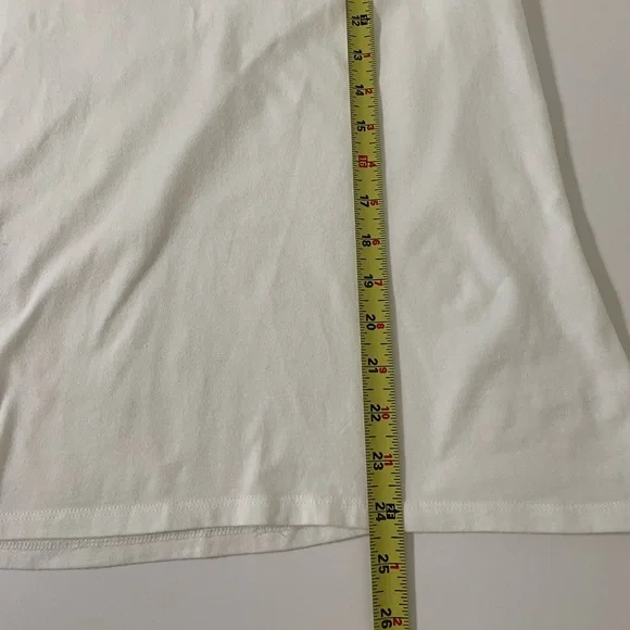 RED BULL Racing White Short Sleeve Graphic Tee Gives You Wings - Picture 7 of 7